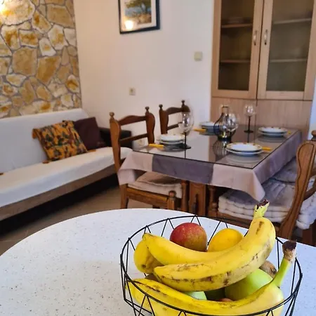Simona Apartamento Ražanj
